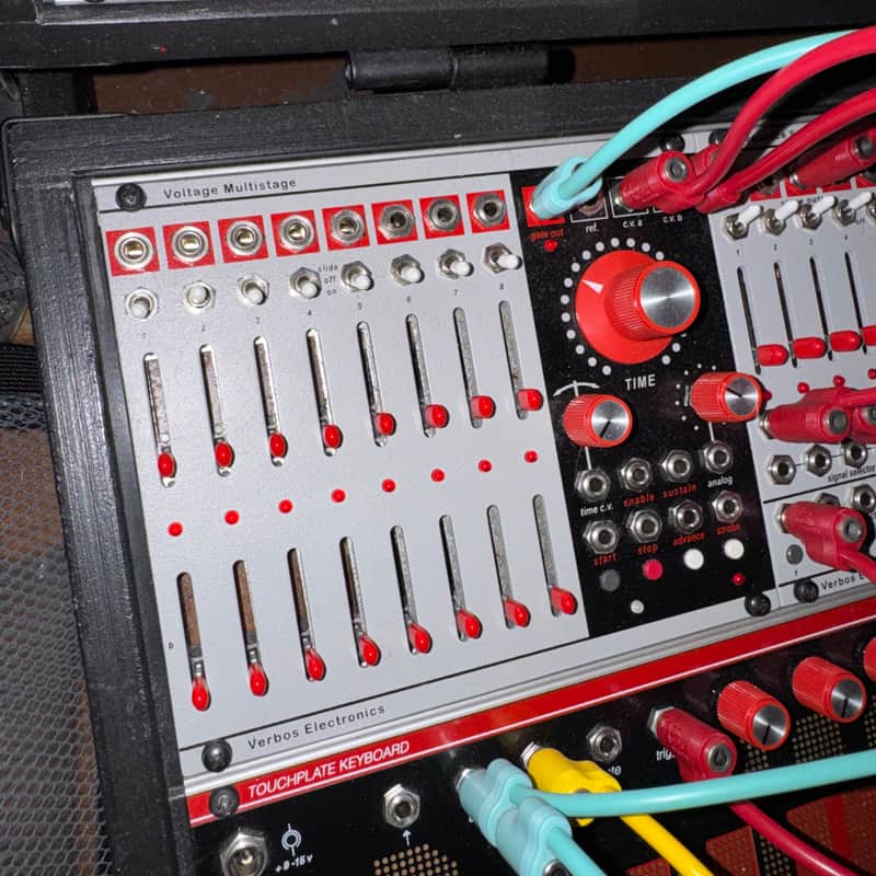 Verbos Electronics Voltage Multistage | ModularGrid Eurorack