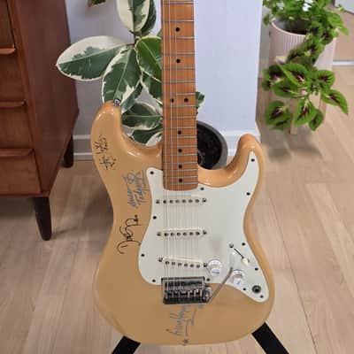 1983 Fender Stratocaster GRAMMY Artist Signed Owned American Vintage 80s 1980's USA Standard Strat Dan Smith Electric Guitar - Alan Haynes, Susan Tedeschi, Jim Suhler, Joe Peña - TEXAS Blues Rock Legends image 16