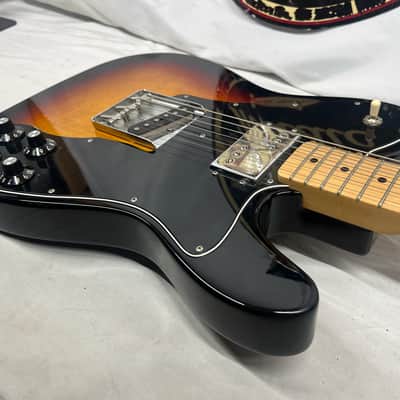 Fender Classic Series '72 Telecaster tele Custom Electric Guitar - 3-Color Sunburst image 16