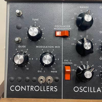 Mid 70s Vintage Moog Minimoog Model D • Early Serial #5233 • Original Walnut • Kenton Pro Solo Mk3 image 5