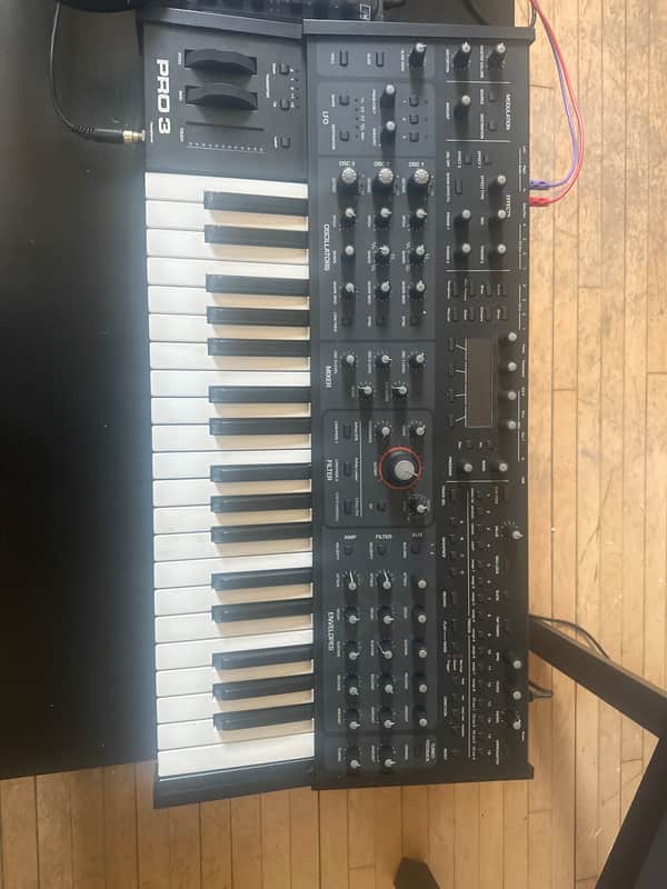 Sequential Pro 3 37-Key 3-Voice Monophonic / Paraphonic Synthesizer 2020 - Present - Black image 1