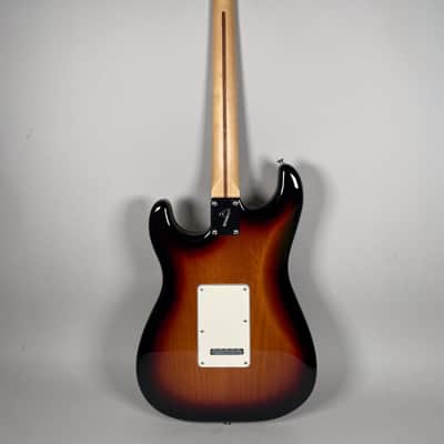 2021 Fender Player Stratocaster Sunburst Finish image 3