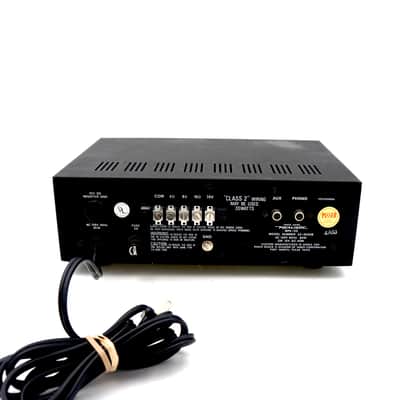 Vintage Realistic MPA-20 Solid State P.A. Amplifier 120V / 12V Mic Preamp Portable image 8