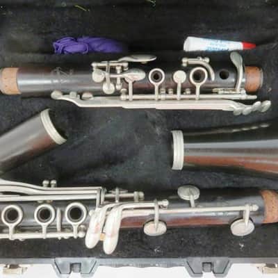 Normandy Intermediate-Level wood Clarinet, made in France, Acceptable condition image 1