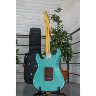 FENDER American Professional Classic Stratocaster Faded Sherwood Green Metallic image 4