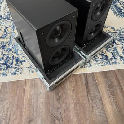 Dutch and Dutch 8C Studio Pair image 4