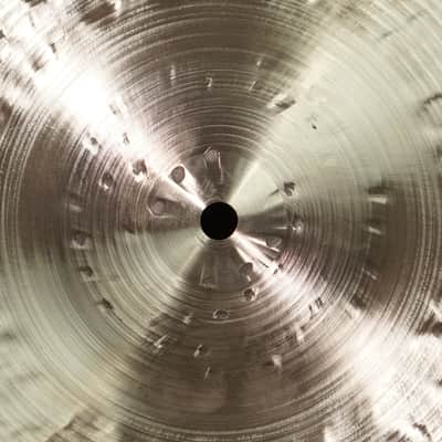 Zildjian 22" K. Constantinople Medium Thin Low Ride Cymbal - 2372g image 2