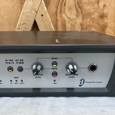 Digidesign Digi 002 Rack Professional Audio Recording Interface image 3