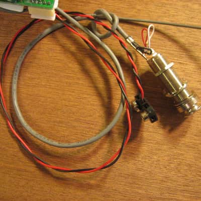 Godin QIT System -- Complete -- Preamp, pickup, battery terminal, jack - Seagull image 5