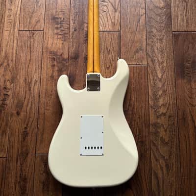 2011 Fender ST-57 Stratocaster ‘57 Reissue Vintage White MIJ Japan image 3