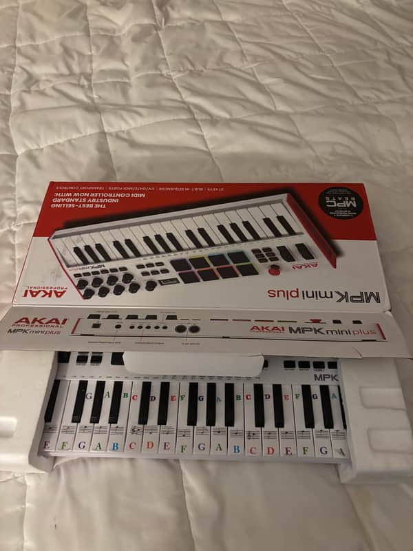 Akai MPK Mini Plus 37-Key MIDI Controller 2022 - Present - Black image 1