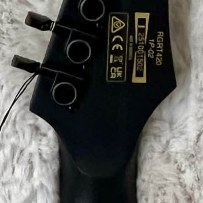 Ibanez RGRT420WK Neck Through Construction Electric Guitar In Weathered Black image 4