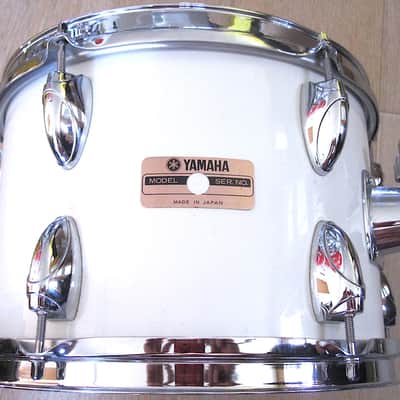 12" x 8" Yamaha Tom Drum - Vintage image 6