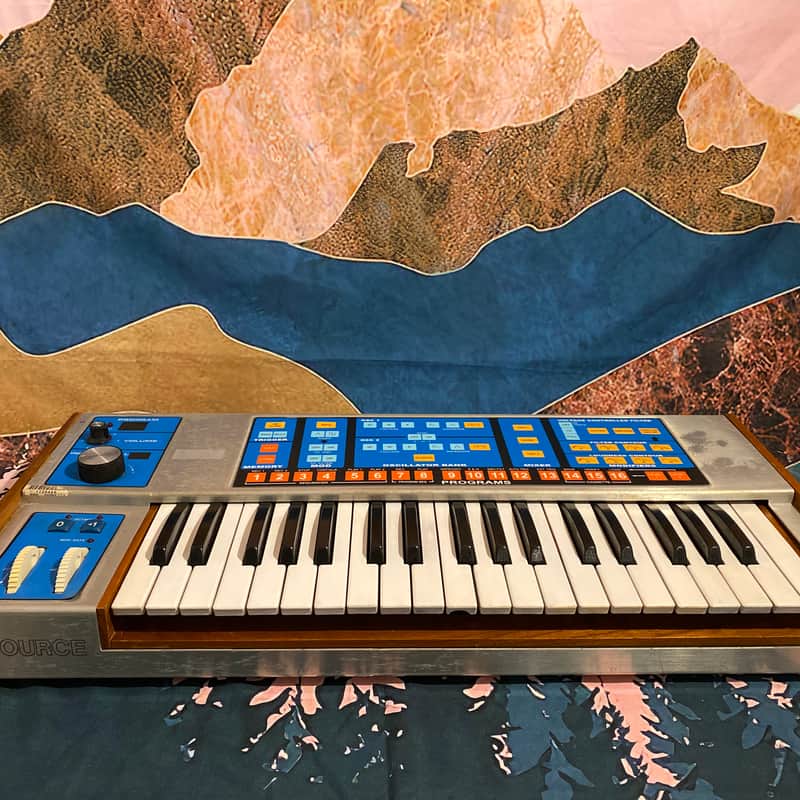 1981 – 1985 Moog Source Monophonic Analog Synthesizer with Pat…