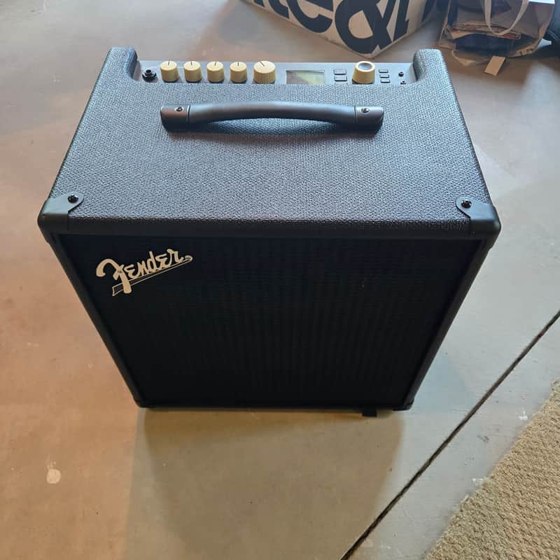 Fender Rumble Studio Bass Combo Amp: $299.99 (Reg $499.99) - New from Reverb!