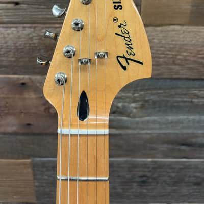 Fender Alternate Reality Series Sixty-Six HSS with Maple Fretboard 2019 - Natural image 5