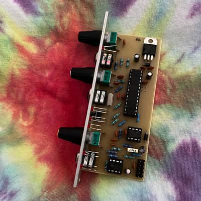 Ladik L-121 Folding Wavetable LFO - Silver image 2