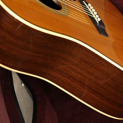 Martin HD28V Natural 2011 image 4