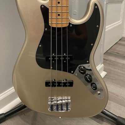 Fender 75th Anniversary Jazz Bass 2021 - Diamond Anniversary image 4