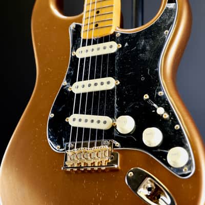 Fender Bruno Mars Stratocaster Maple Fingerboard Mars Mocha image 6