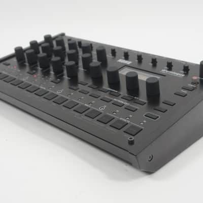KORG drumlogue Hybrid Drum Machine Analog / Digital Synthesis, Sampler, Sequencer, Effects MINT image 6