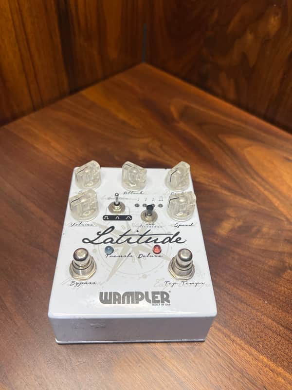 Wampler Latitude Deluxe Tremolo 2014 - White V1 image 1