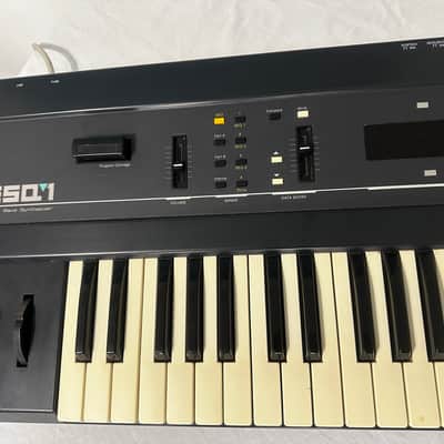 Ensoniq ESQ-1 Wave Synthesizer 1986 - Black image 2