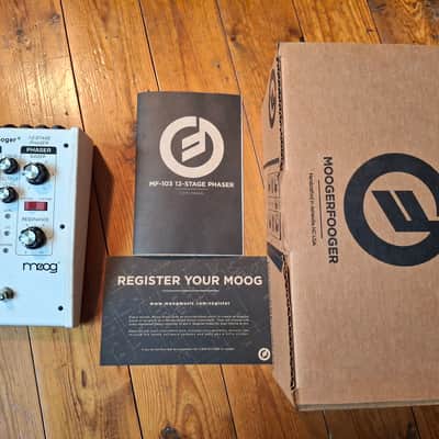 Moog MF-103 Moogerfooger 12-Stage Phaser 2012 - White image 5