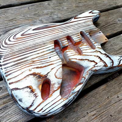 Stratocaster body, barncaster, SSS hardtail image 6
