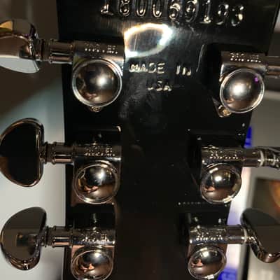 Gibson Les Paul Studio Deluxe 2018 SilverBurst image 4