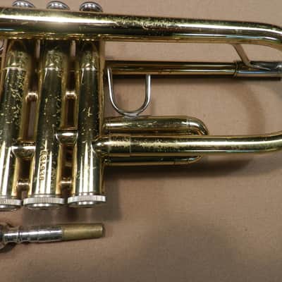 Bach TR300 Student Trumpet image 2
