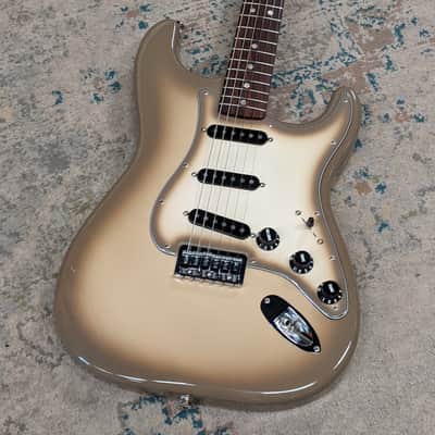 Fender 70th Anniversary Vintera II Stratocaster - 2024 - Antigua image 3