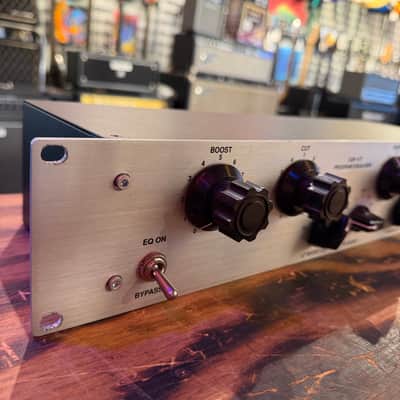 Klark Teknik EQP-KT Classic Tube Equalizer 2017 - 2019 - Silver image 3