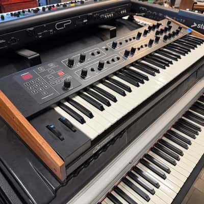 Sequential Circuits prophet 600