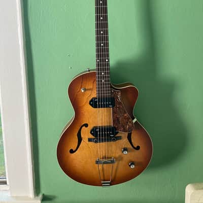 Godin 5th Avenue CW Kingpin II 2010s - Cognac Burst image 1