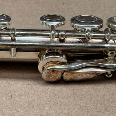 Yamaha YFL - 361 Closed Hole Intermediate Flute image 17