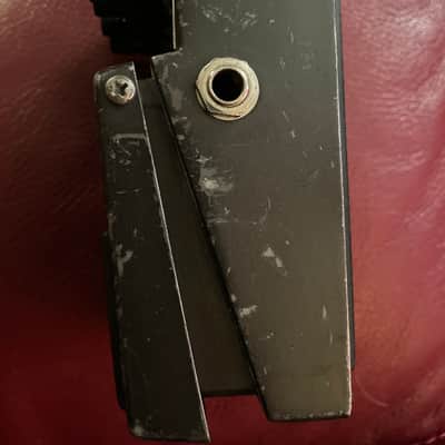 Boss MT-2 Metal Zone  Eq Distortion Effects Pedal image 3
