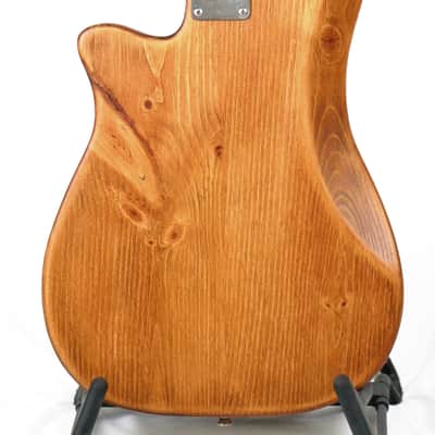 Offbeat Guitars "Roxie" 30" Short Scale Bass in Butterscotch Candy on Distressed Pine, Roasted Maple Neck, Fralin Split '51 P-Bass Pickup, Gotoh Hardware image 5