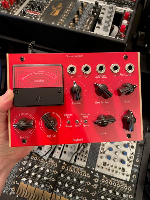Bugbrand Stereo Compress 2022 - Red image 1