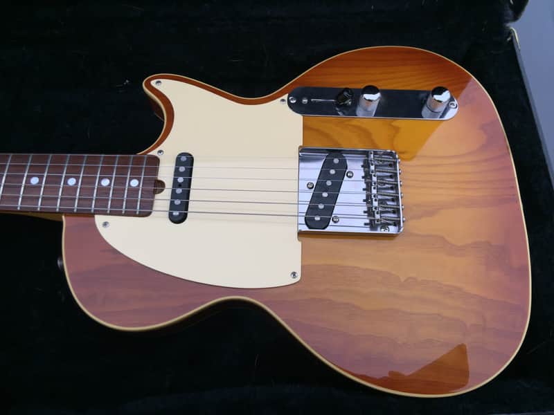 St Blues Bluesmaster Guitar 1985 Original with Hard-shell | Reverb