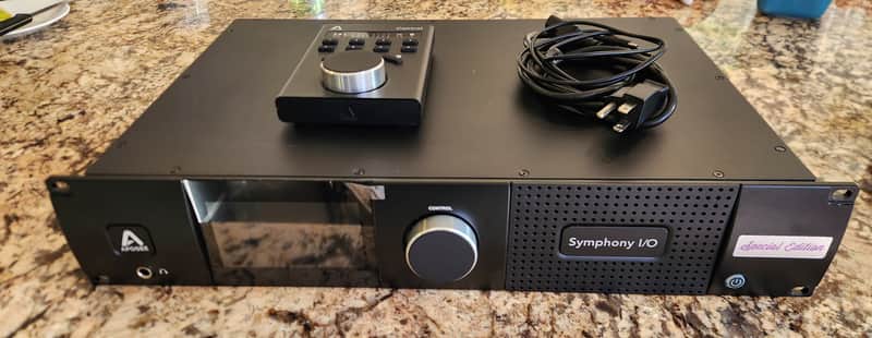 Apogee Symphony I/O MKII 2x6 Special Edition Thunderbolt & Pro Tools HD Audio Interface with Apogee Control Remote image 1