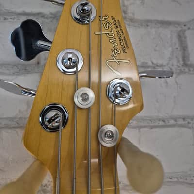 Fender American Professional II Precision bass 5 strings - miami blue image 6