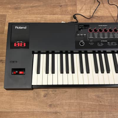 Roland FA08 Synth Keyboard; Serial No: A0J7829 | Second Hand image 4