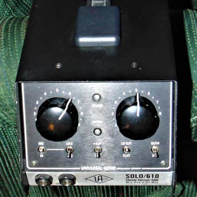 Universal Audio Solo/610 Desktop Tube Mic Preamp and DI image 1