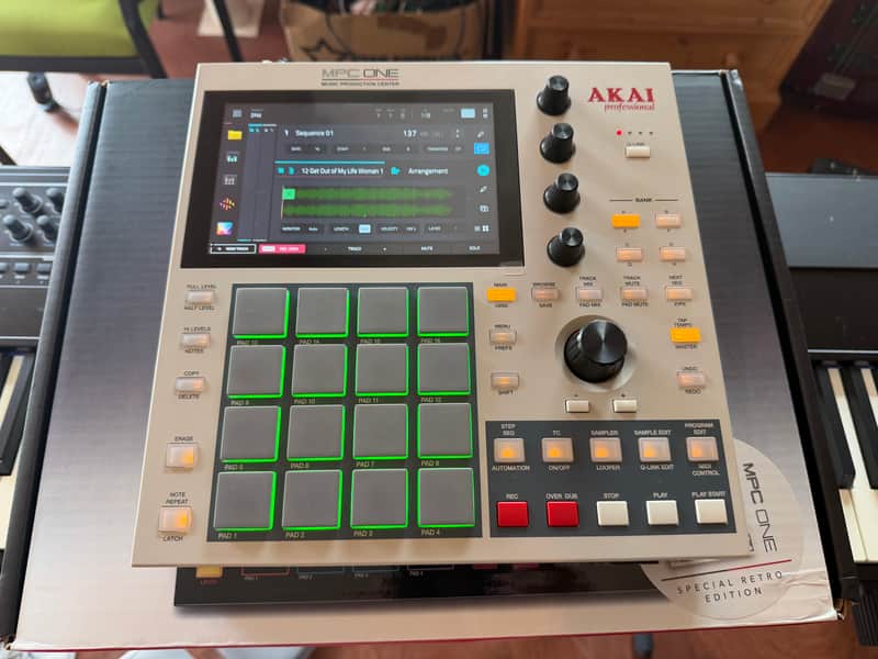 Akai MPC One Standalone MIDI Sequencer Retro Edition 2021 - Present - Grey image 1