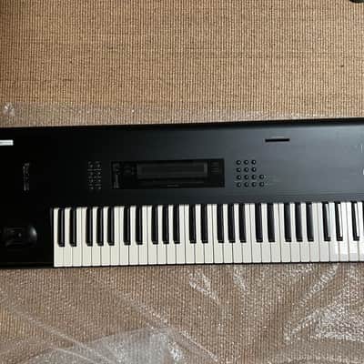 Korg M1 61-Key Synth Music Workstation 1990s - Black