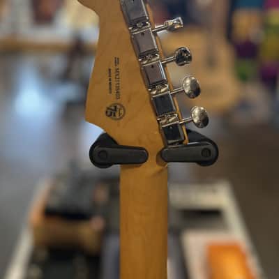 Fender Vintera '60s Stratocaster Modified with Pau Ferro Fretboard - Burgundy Mist Metallic image 9