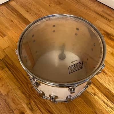 Ludwig 1970's 5 Piece Drum Kit  1970s - Pure White image 7