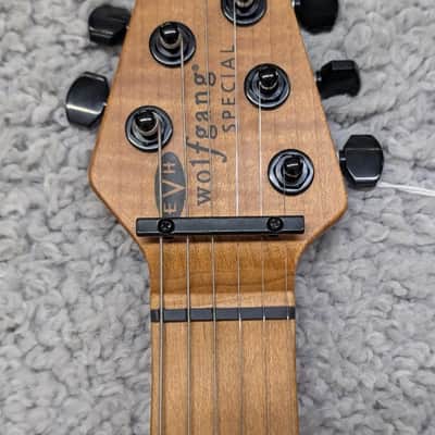 Mint EVH Wolfgang® Special TOM, Baked Maple Fingerboard, Husk White image 5