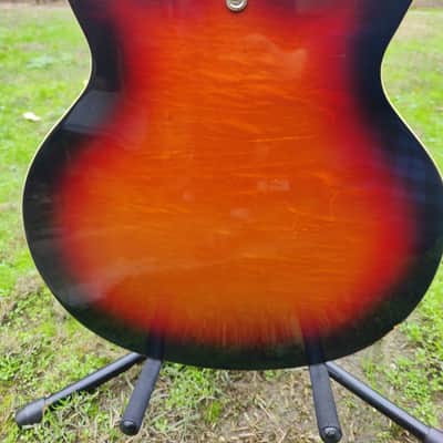 Mosrite Celebrity III 1965-1967 - Sunburst image 7